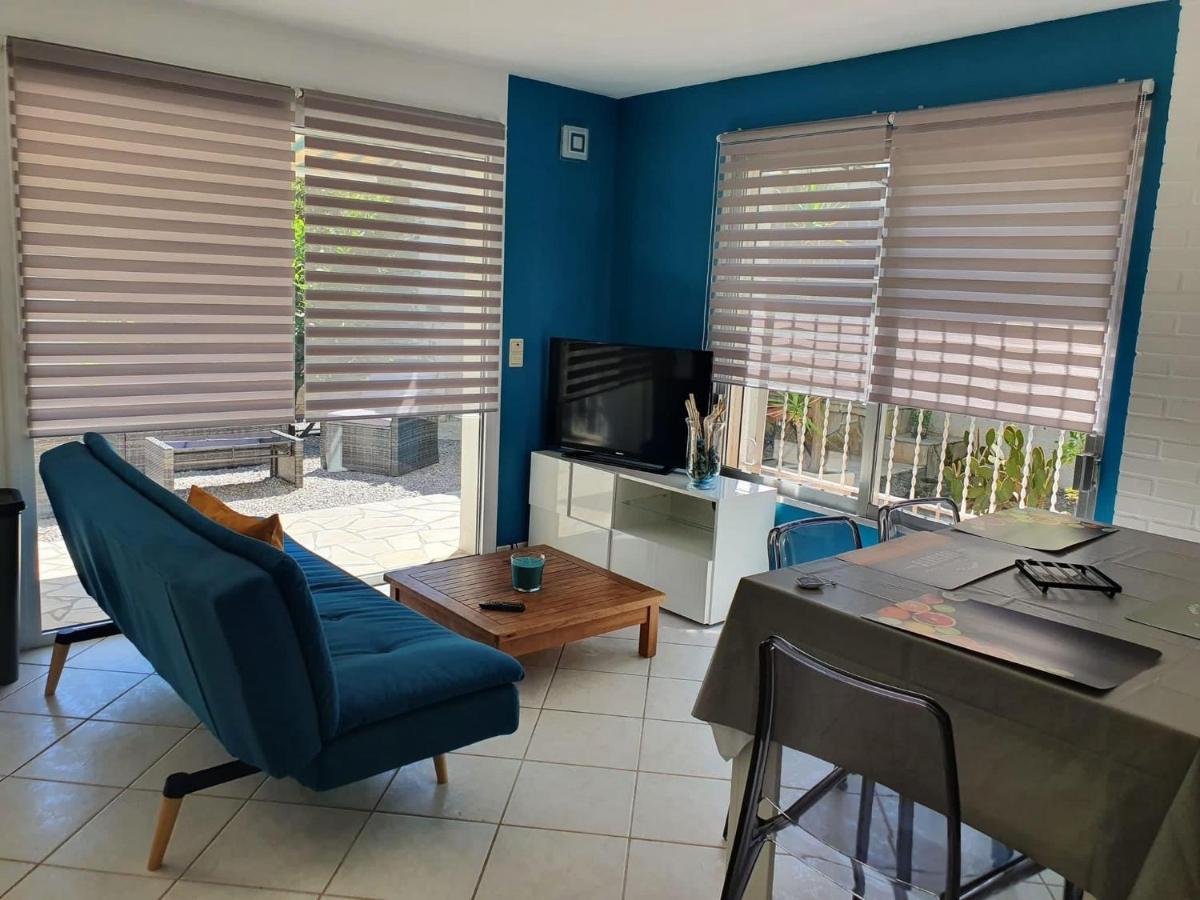 Charmant Logement Avec Piscine Saint-Feliu-d'Avall Εξωτερικό φωτογραφία